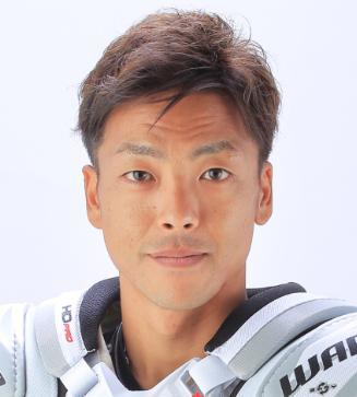 青山周平選手（伊勢崎・３１期）が、災害等で 困難な環境にある子供たちへ寄付