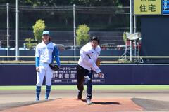 古木 賢選手がファイターズ鎌ケ谷スタジアムの始球式に登場しました！