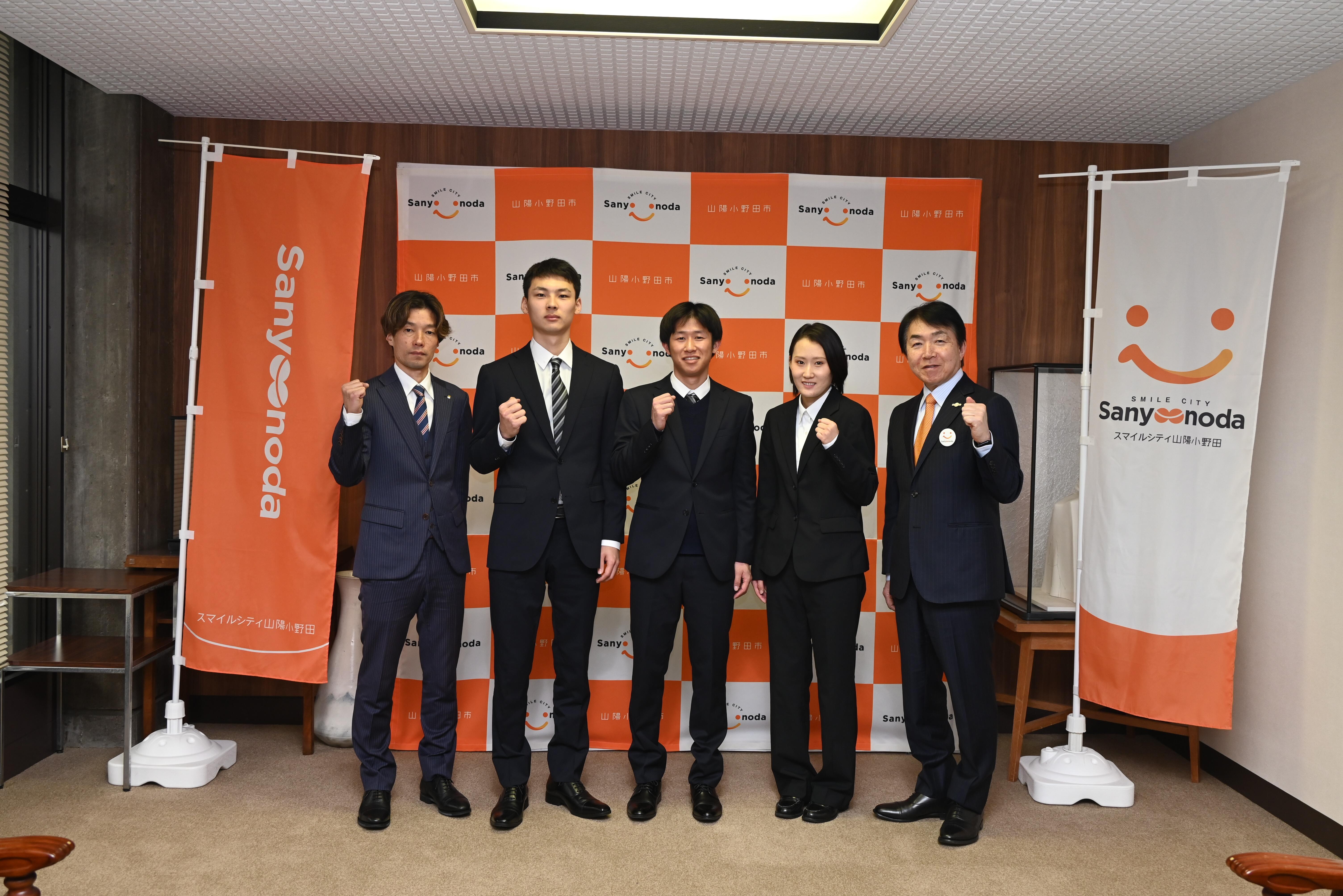 山陽オート所属の第39期新人選手が山陽小野田市長を表敬訪問しました