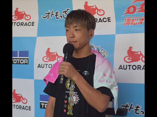 【スポニチアネックス提供】青山周平　8枠からスタートぴたり　貫禄の白星発進