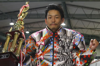 中村雅人選手 ４月の開催からNo.1勝負服を着用します